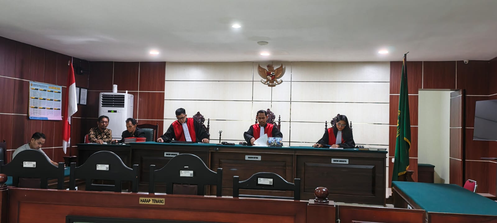 diruangan sidang perdana tahap satu.